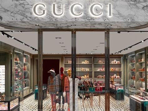 Gucci store green hills mall